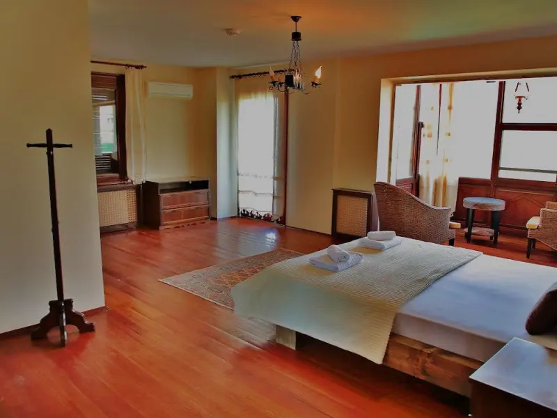 The Mira House 24