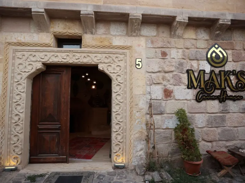 Maks Cave House 13