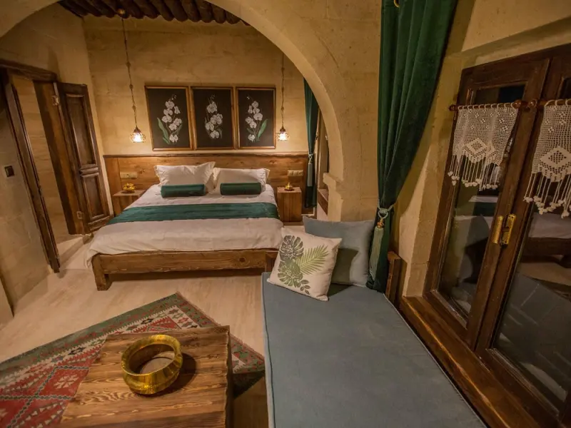 Maks Cave House 3