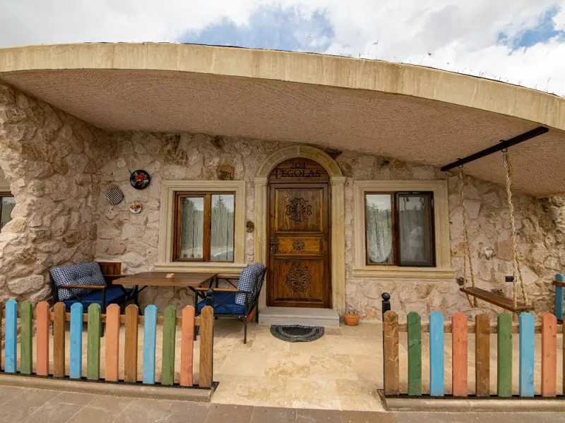 Cappadocia Hobbit House 15