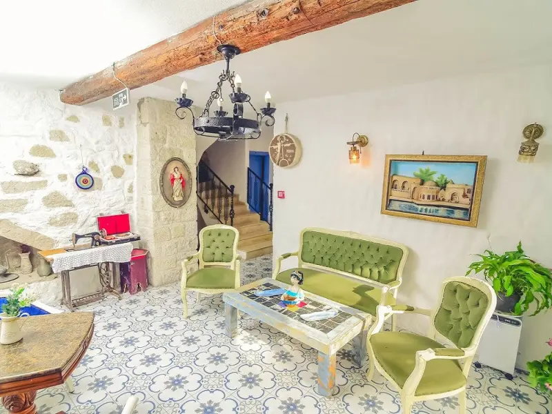 Alaçatı Asmalı Konak Otel 12