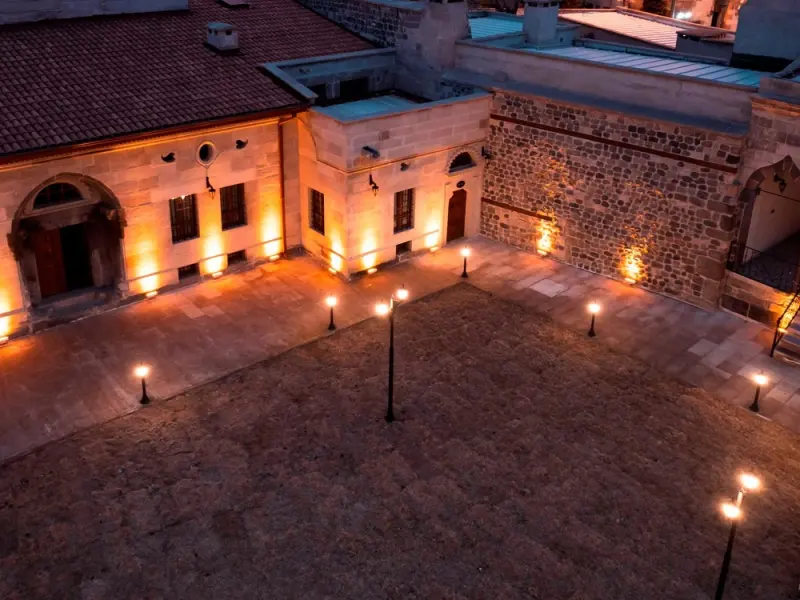 Kerem ile Aslı Hotel 1