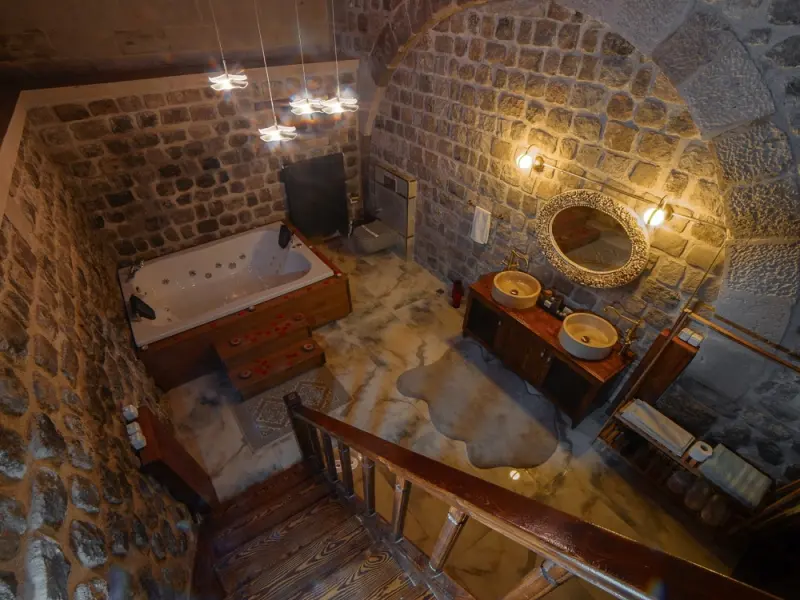 Kerem ile Aslı Hotel 13