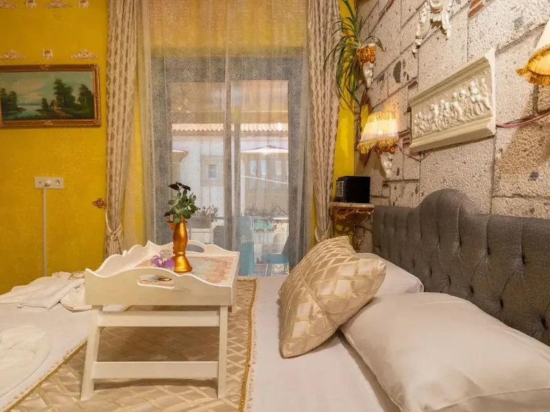 Lamur Otel 12