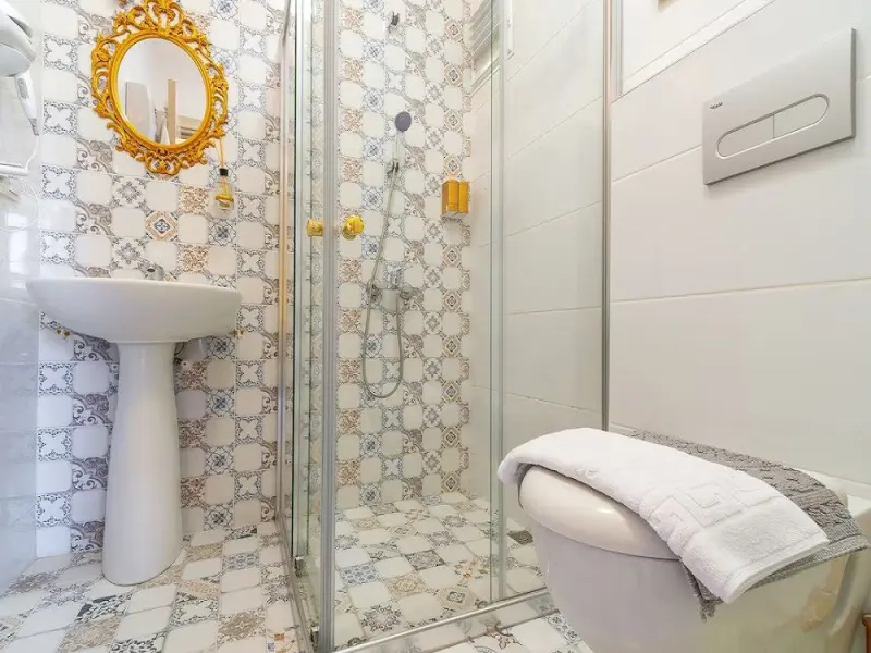 Lamur Otel 4