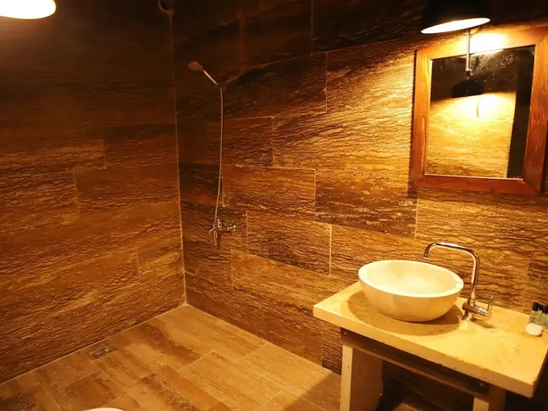 The Heritage Inn Hotel 9