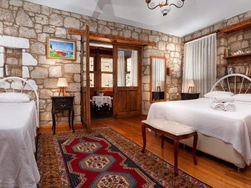 Flores Hotel Alacati 11