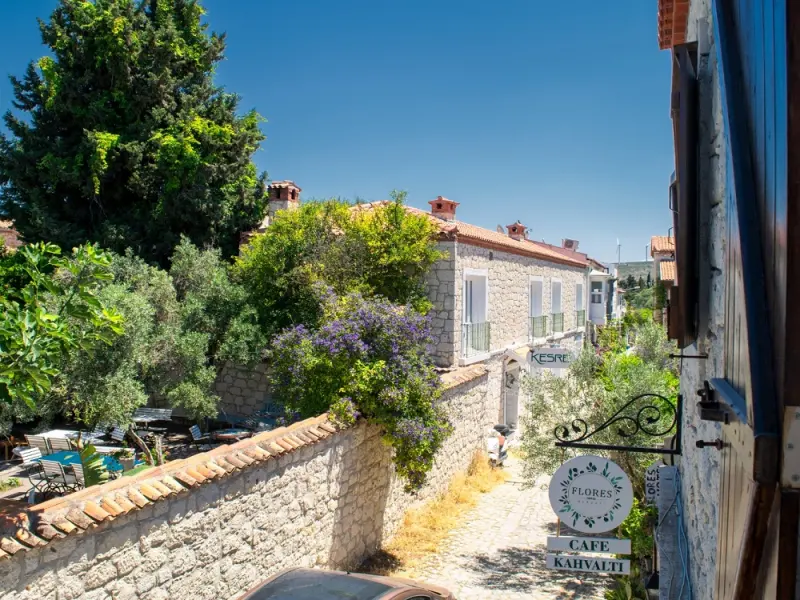 Flores Hotel Alacati 20