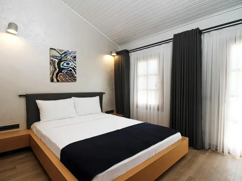 Mellow Blue Hotel 16