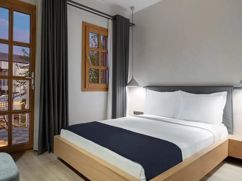Mellow Blue Hotel 18