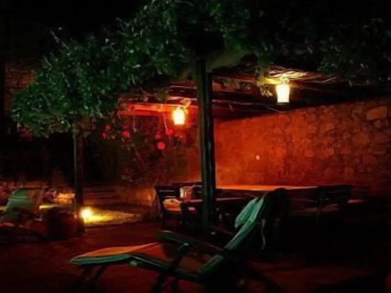 Assos Alarga Hotel 8