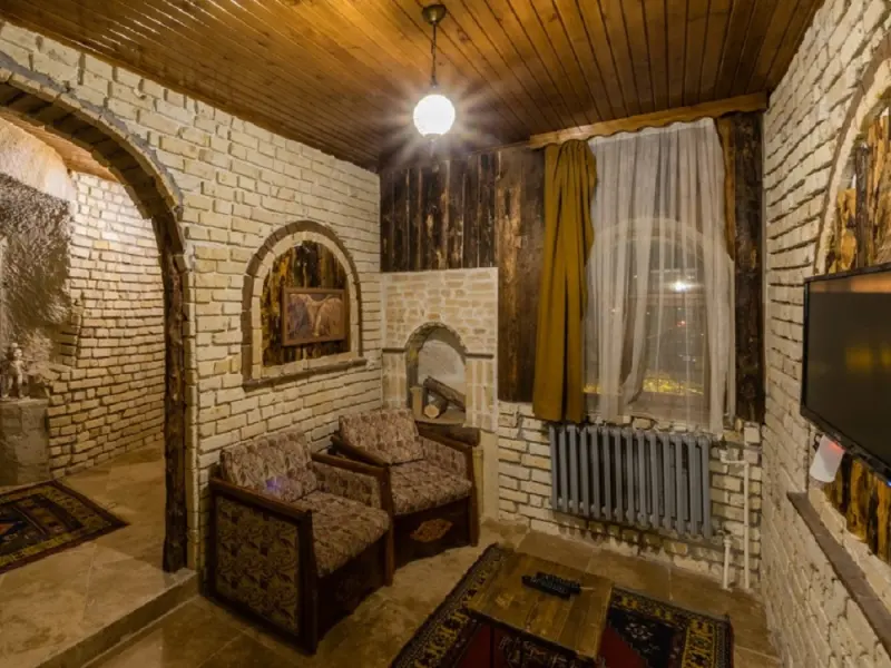 Elite Cave Suites 20