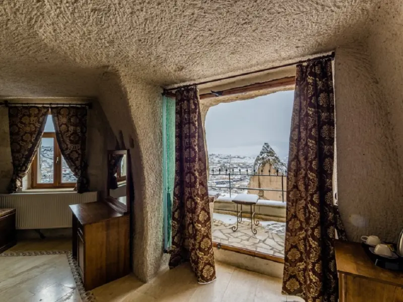 Elite Cave Suites 2
