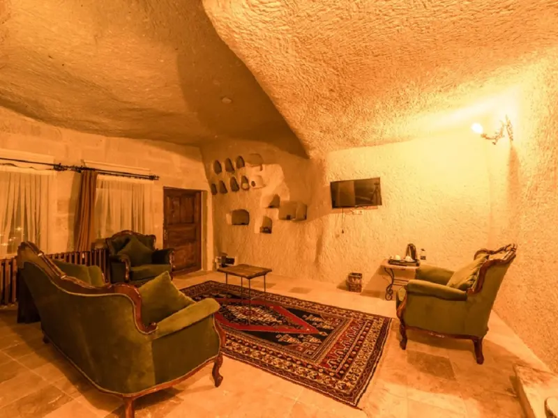 Elite Cave Suites 21