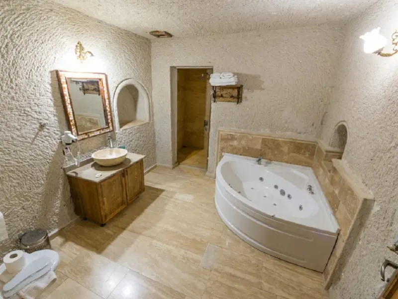 Elite Cave Suites 23
