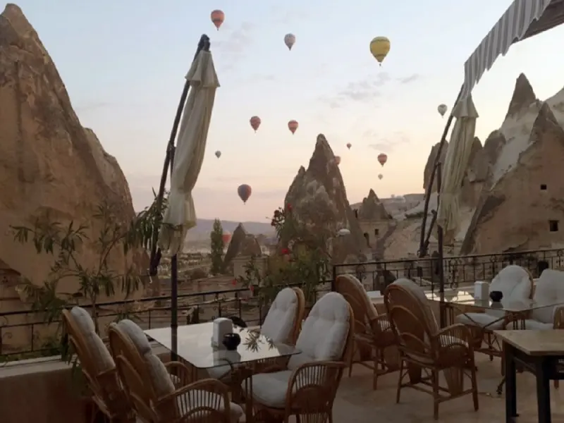 Elite Cave Suites 31