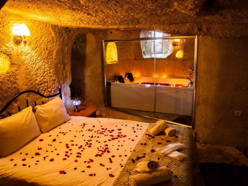 Unicorn Cave Hotel 12