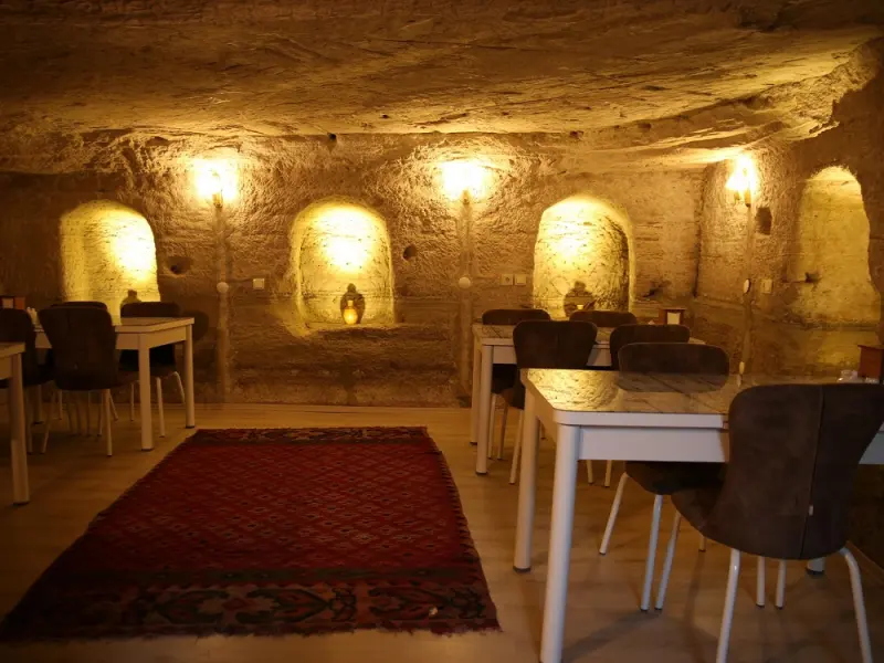 Unicorn Cave Hotel 14