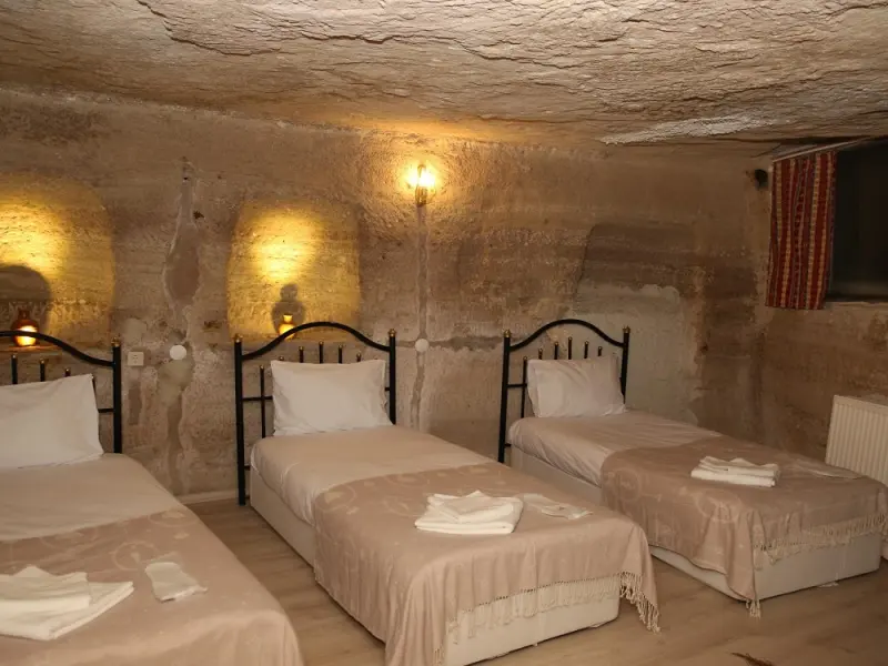 Unicorn Cave Hotel 19