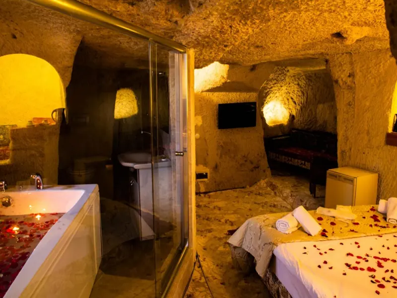 Unicorn Cave Hotel 22