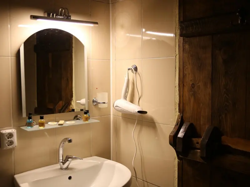Unicorn Cave Hotel 31