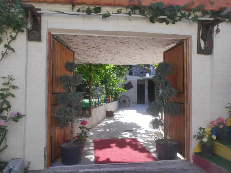 Unicorn Cave Hotel 6
