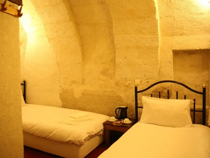 Unicorn Cave Hotel 10