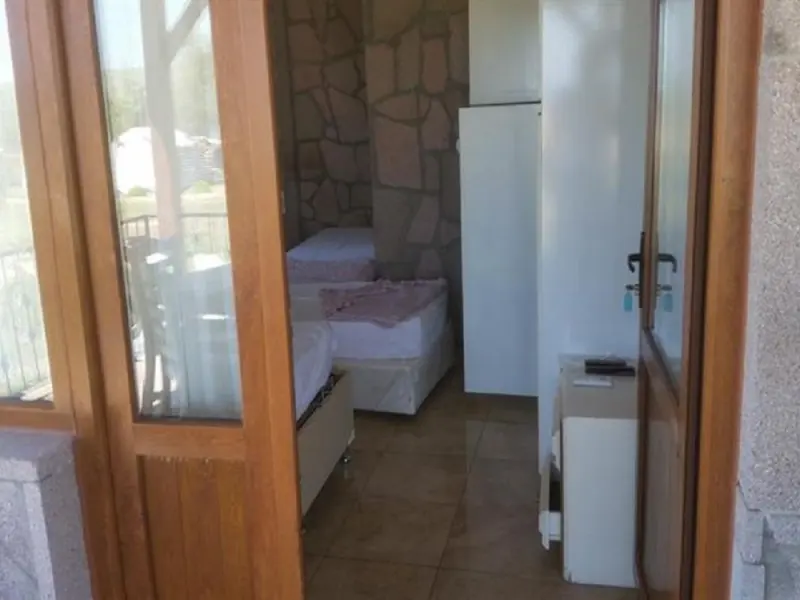 Metis Bungalov Restaurant 8