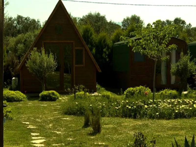 Metis Bungalov Restaurant 9