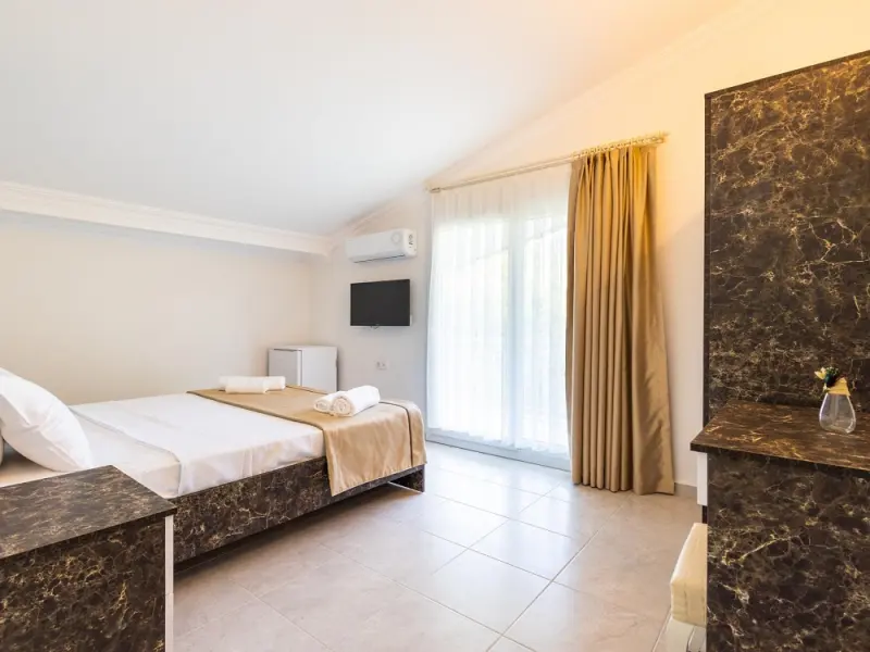 Defne Butik Otel 12