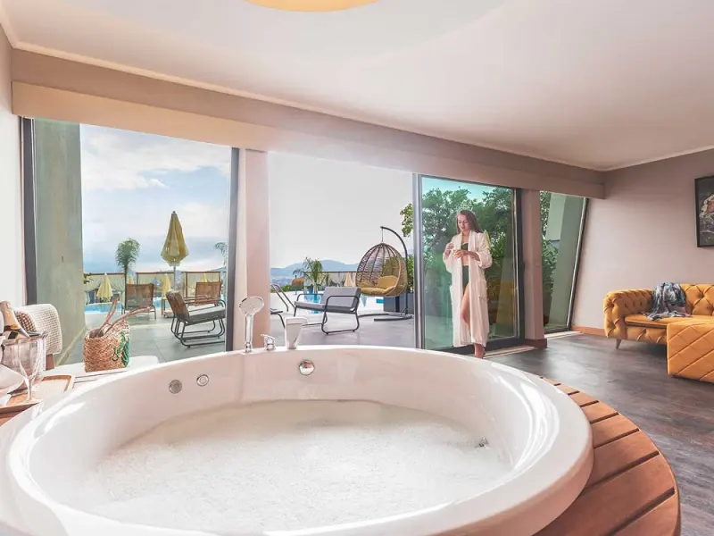 Orka Cove Hotel Suites 7