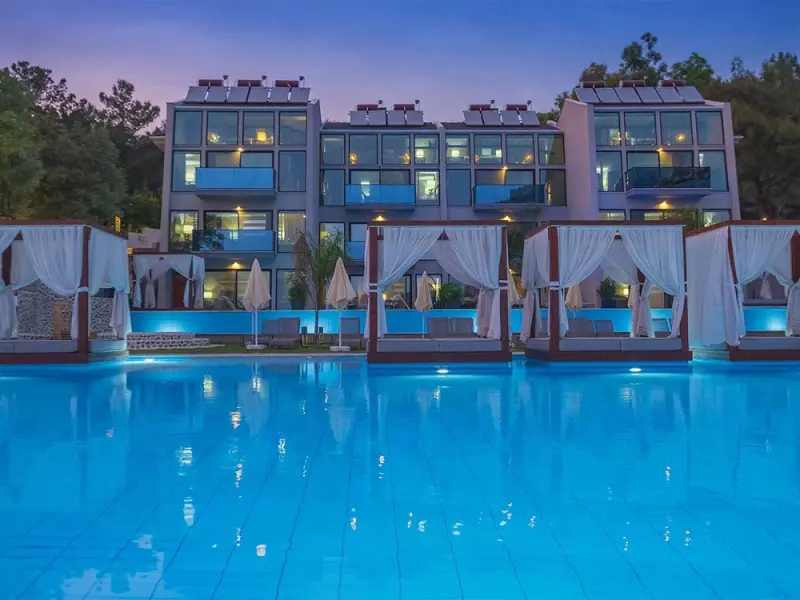 Orka Cove Hotel Suites 8