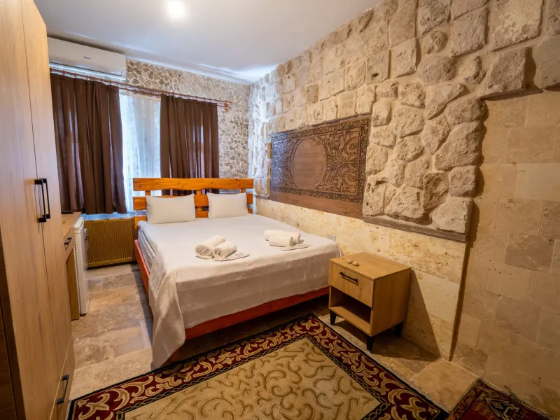 Crazy Horse Hotel 11