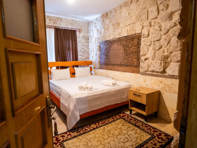 Crazy Horse Hotel 13