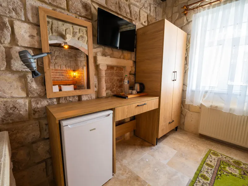 Crazy Horse Hotel 23