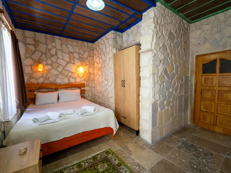 Crazy Horse Hotel 28