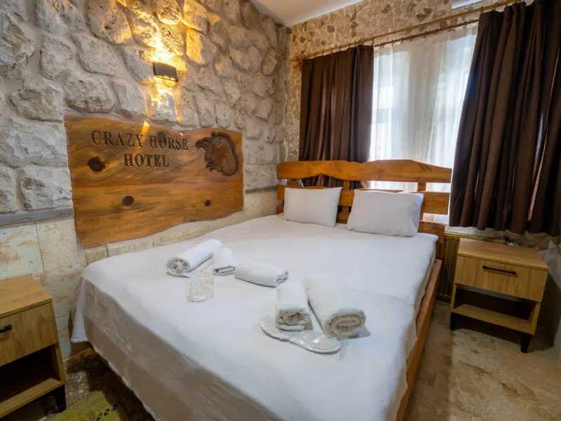 Crazy Horse Hotel 34