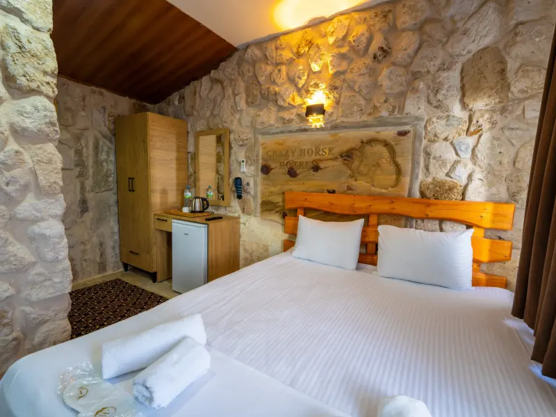 Crazy Horse Hotel 41