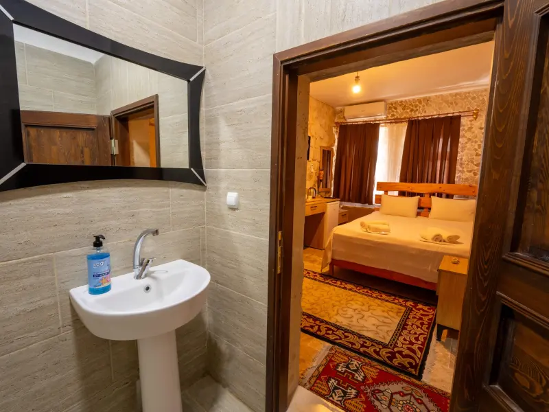 Crazy Horse Hotel 44