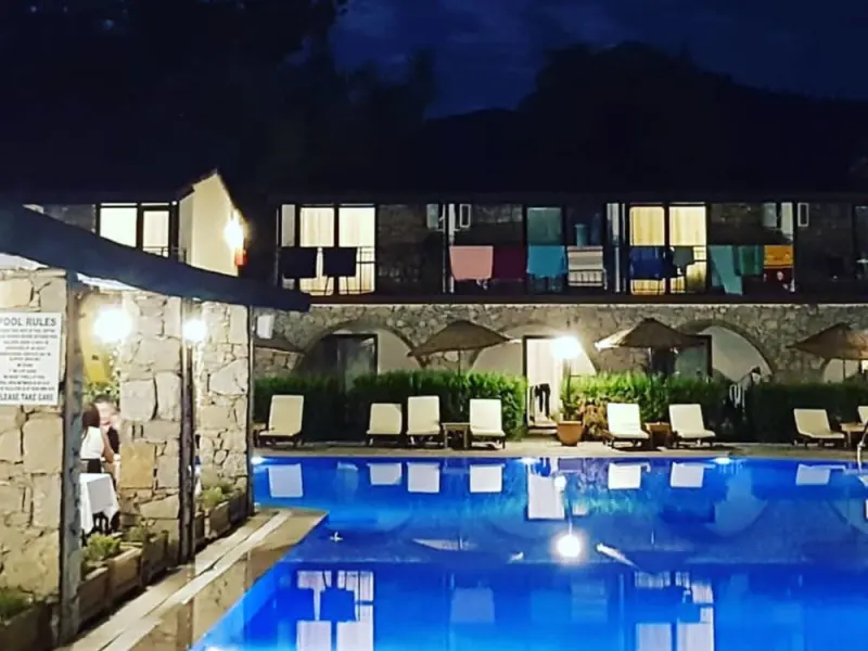 Alados Otel 4