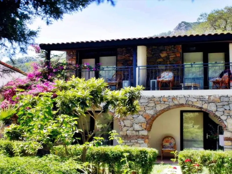 Alados Otel 7