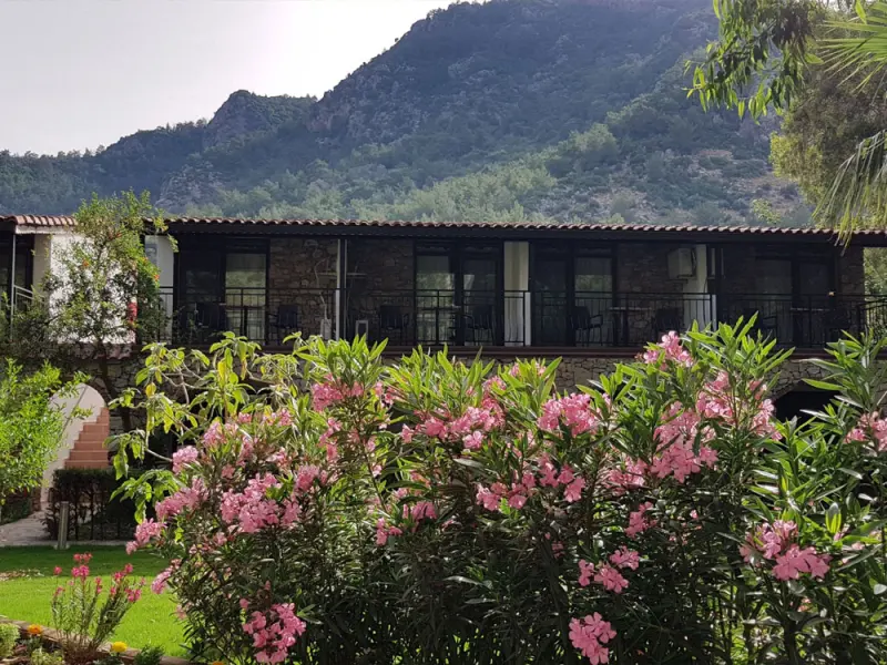 Alados Otel 10