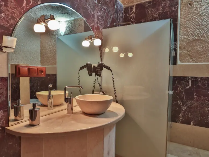 Mdc Cave Hotel 2