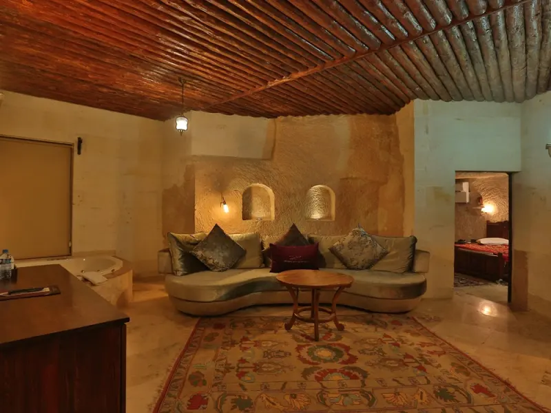 Mdc Cave Hotel 5