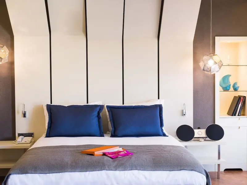 Maroon Hotel Pera 8