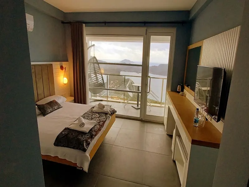 Un Amor Hotel 25
