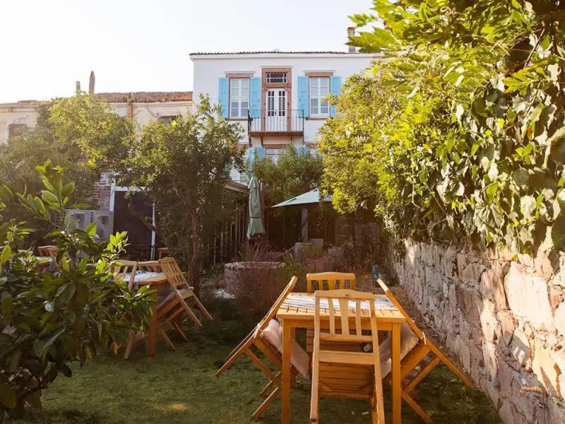 King Aegeus Otel Cunda 2