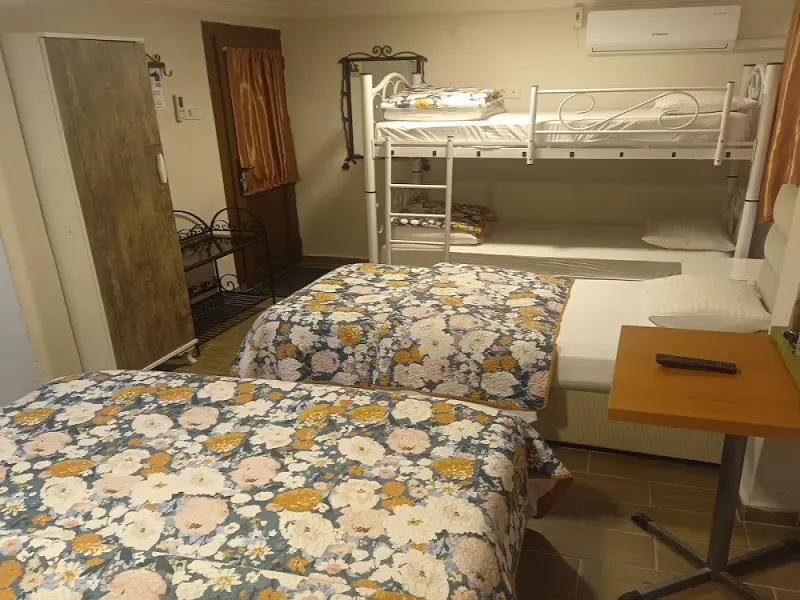 Ena Serenity Boutique Hotel 11