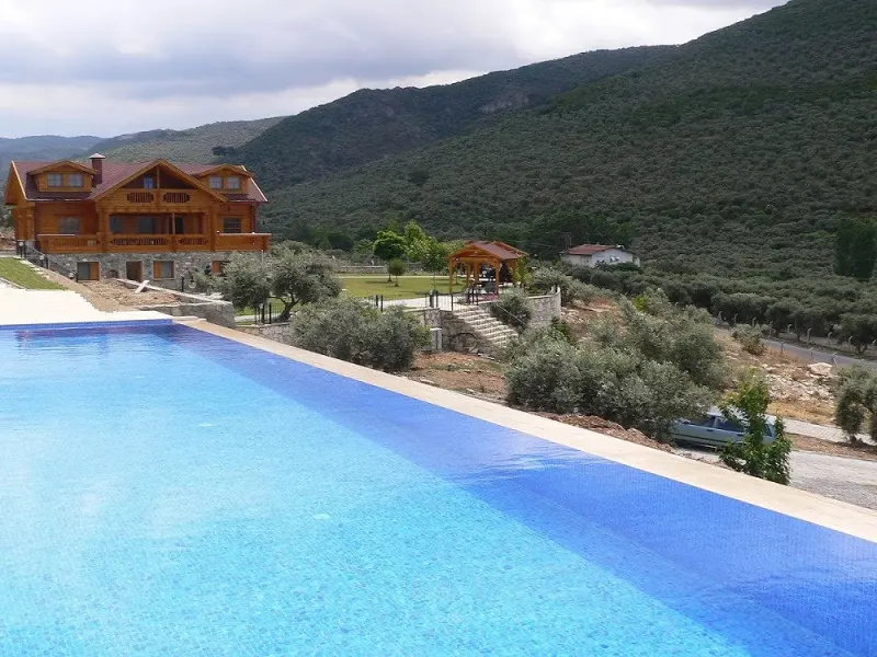 Natureland Efes Pension 1
