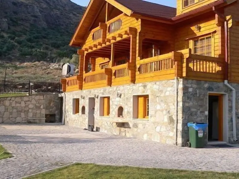 Natureland Efes Pension 15